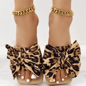Women's Leopard Print Fashionable Flat Sandals